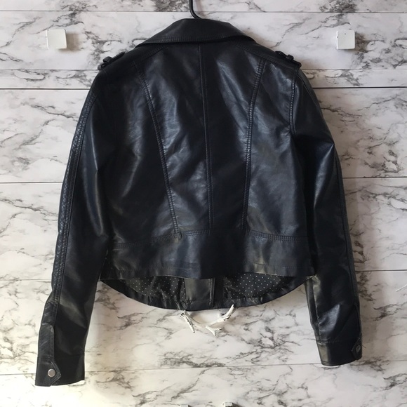 Faux leather jacket - Picture 3 of 7